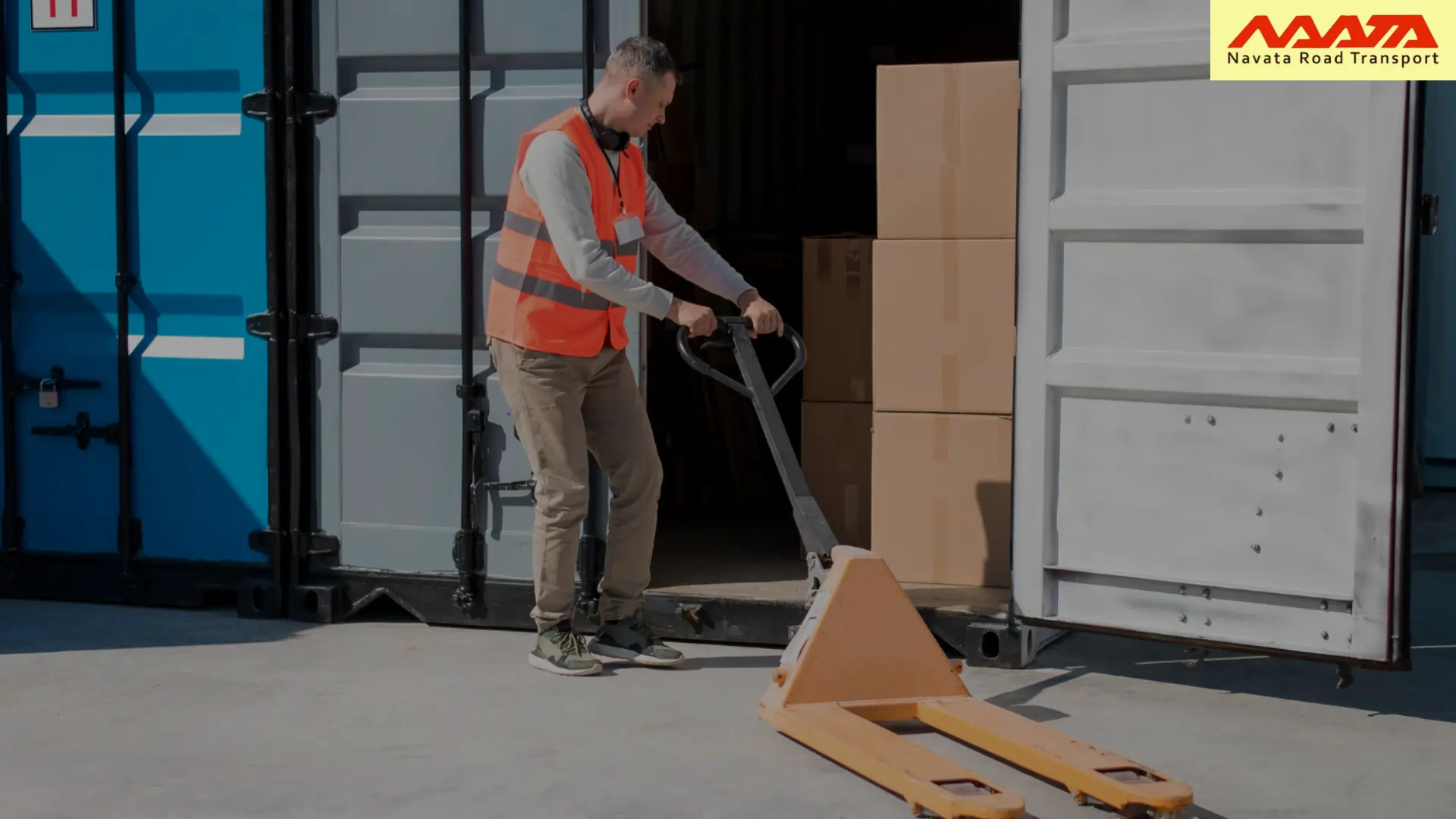 Read more about the article What is Cross-Docking? Types and Benefits