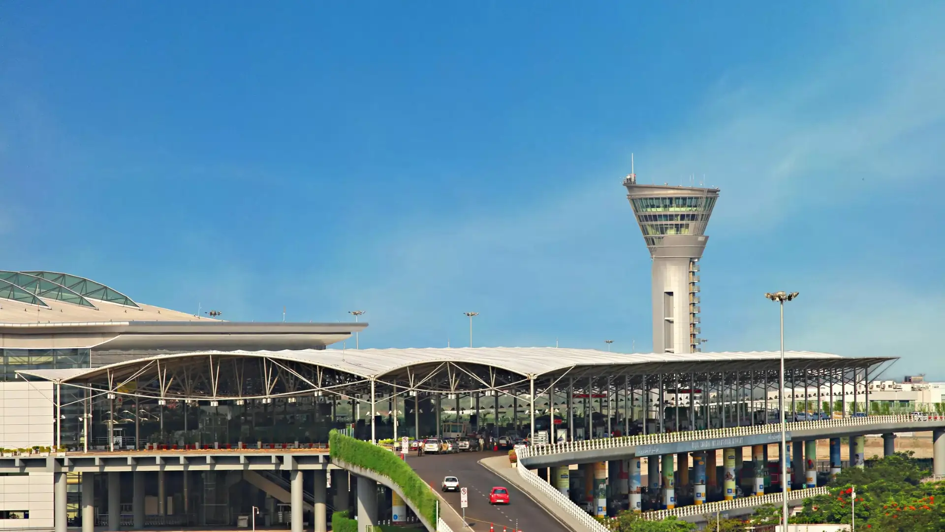 Read more about the article GMR Hyderabad Airport to Acquire Full Ownership of ESR GMR Logistics Park for ₹41 Crore